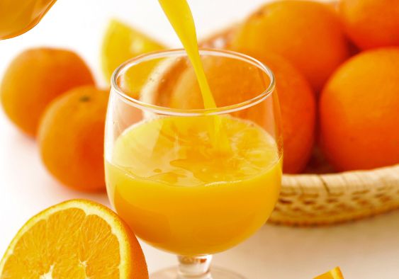 Những lợi ích sức khỏe của nước cam